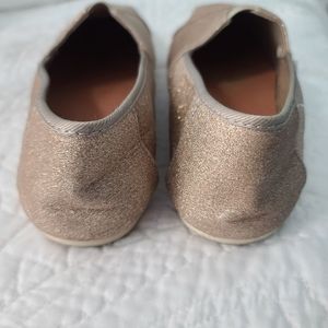 Toms Flat Shoes Size 7.5